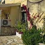 Bacchus Corfu * Кассиопи