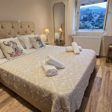 Vila Bacchus Corfu Kassiopi