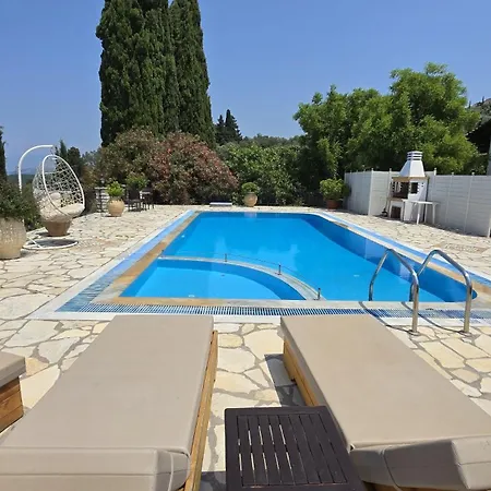 Vila Bacchus Corfu Kassiopi