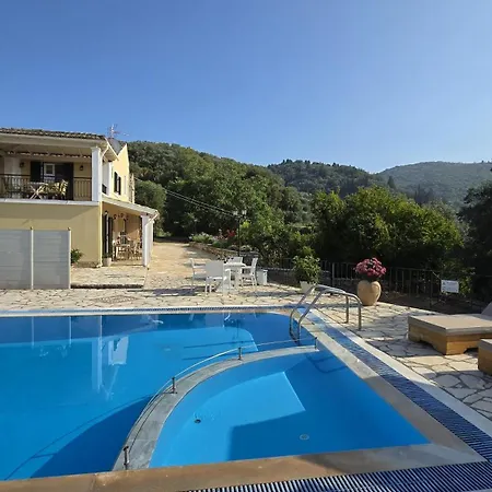 Bacchus Corfu * Kassiopi